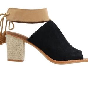 TOMS Seville Sandals leather Black and Tan size 9